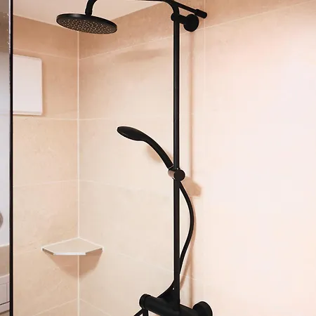 Neumeier Arpartments