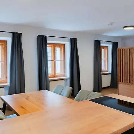 Neumeier Arpartments Apartment *